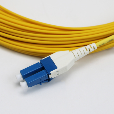 LC Uniboot Zip Cod Singlemode G657.A1 BendInsensitive Duplex 2mm LSZH Low Loss 0,15dB Fiber Patch Cord