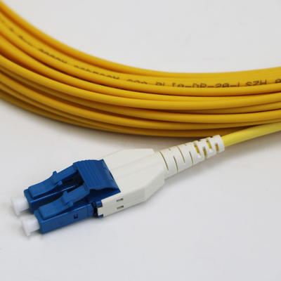 LC Uniboot Zip Cod Singlemode G657.A1 BendInsensitive Duplex 2mm LSZH Low Loss 0,15dB Fiber Patch Cord