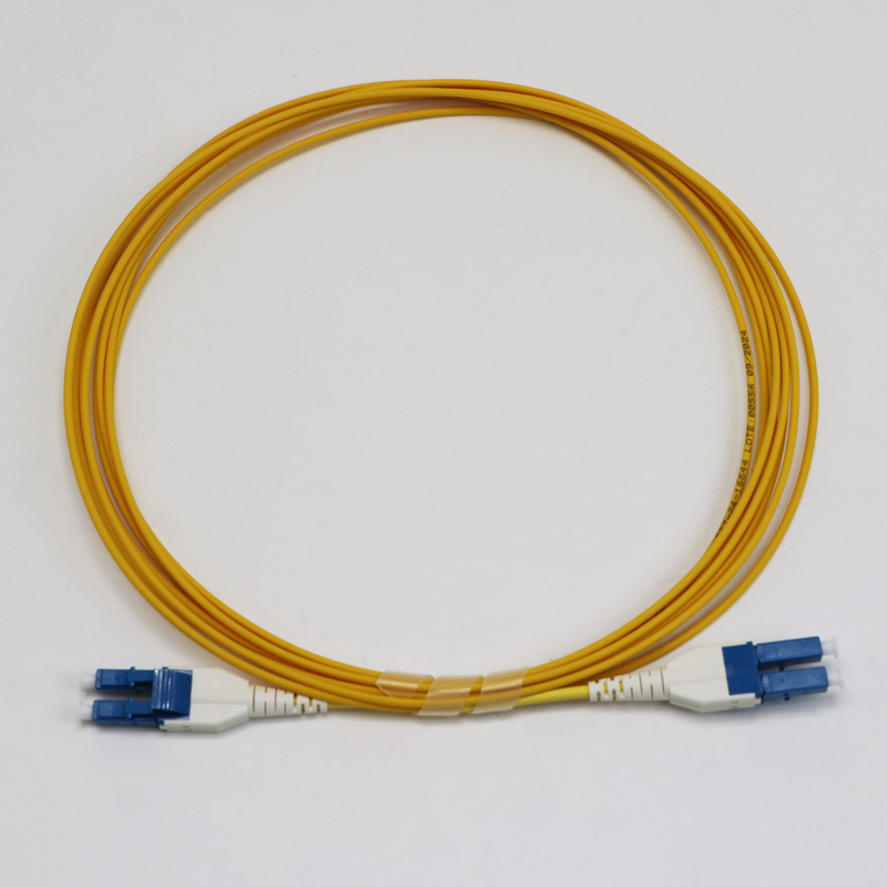 LC Uniboot Zip Cod Singlemode G657.A1 BendInsensitive Duplex 2mm LSZH Low Loss 0,15dB Fiber Patch Cord